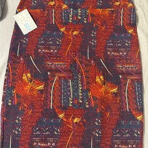 NWT LuLaRoe Cassie Pencil Skirt - Feather Pattern